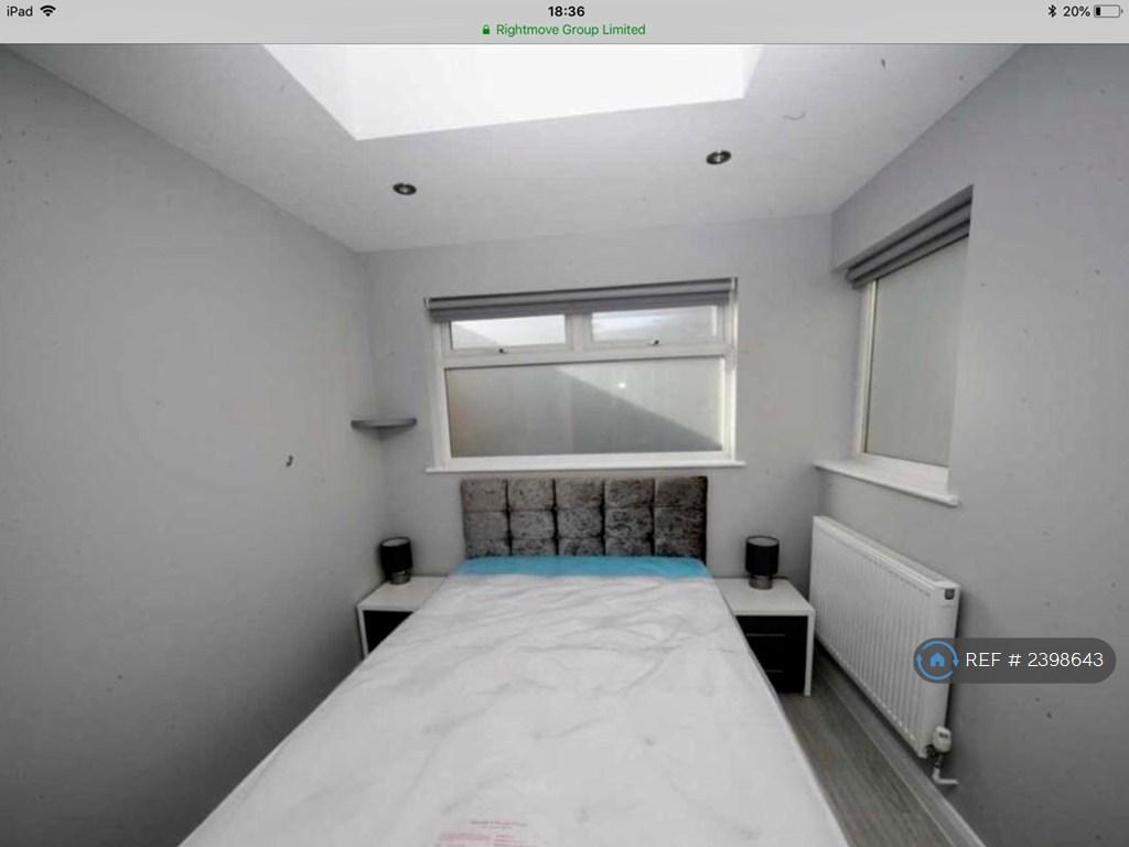 Double Bedroom