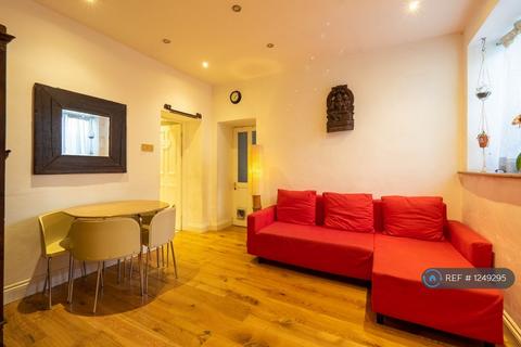 2 bedroom flat to rent, Cleveland Terrace, London, W2