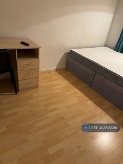 4 bedroom terraced house to rent, Marryat House, Pimlico, SW1V