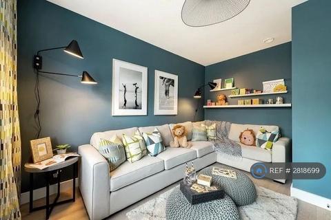 4 bedroom detached house to rent, Milne Avenue, Cambridge, CB3