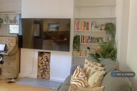 undefined, Asylum Road, London, SE15