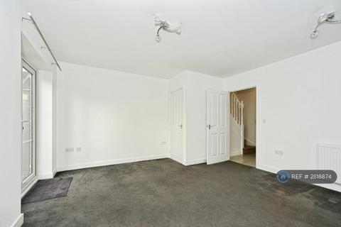 undefined, Trowbridge Close, Swindon, SN2