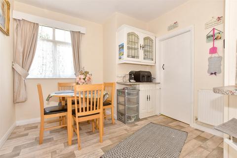 4 bedroom detached bungalow for sale, Melville Street, Sandown PO36