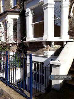2 bedroom maisonette to rent, Vauxhall Grove, London, SW8