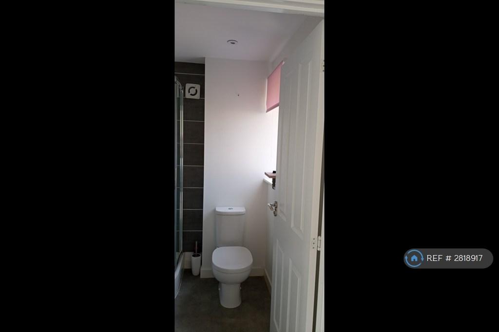 Ensuite 2 View1