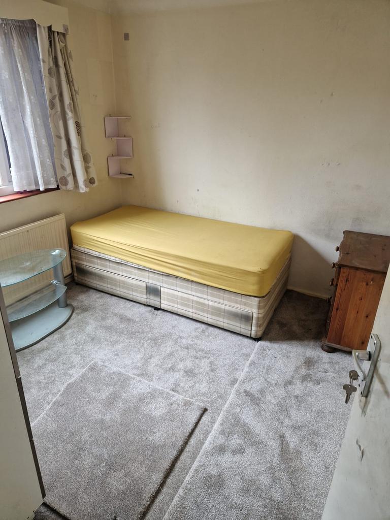 ,Maxwell Rd, London, UB7