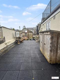 2 bedroom apartment to rent, Church Street, South Brent