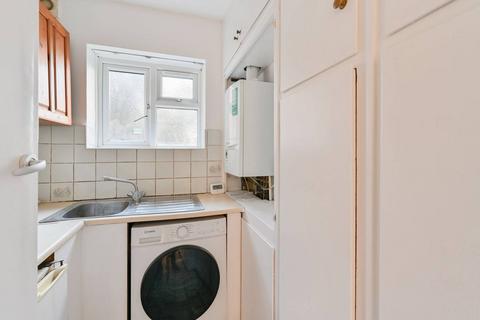 undefined, Kings Avenue, Clapham Park, London, SW4