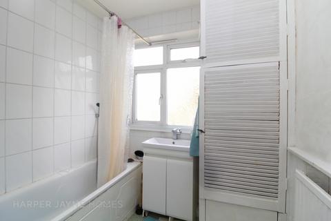 3 bedroom semi-detached house for sale, Grange Road, SE19