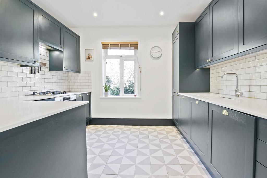 1640714312 - 63 St Julian's Farm Road, SE27 - 23.j