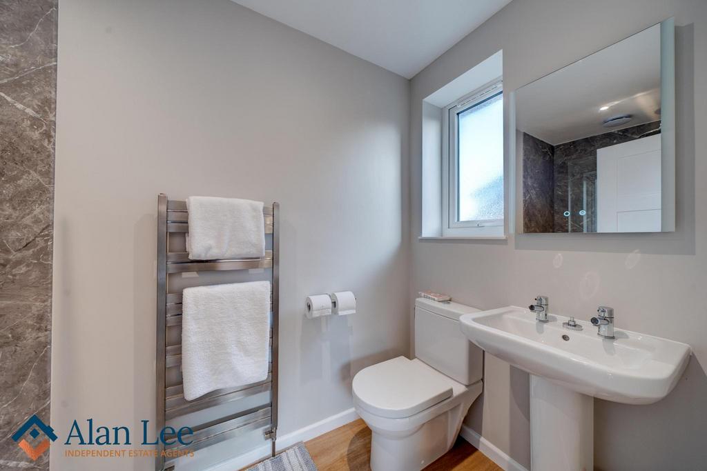 Ensuite