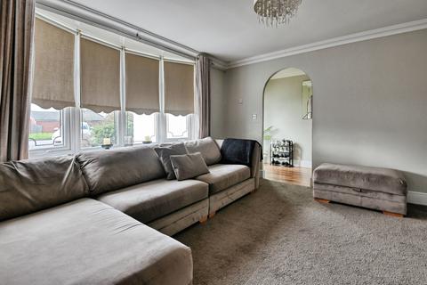 3 bedroom terraced house for sale, Windward Way, Birmingham, B36