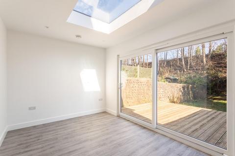 5 bedroom house for sale, Robertson Road, Brighton