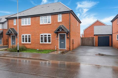 3 bedroom semi-detached house for sale, 6 Greenways Road, Tatenhill.