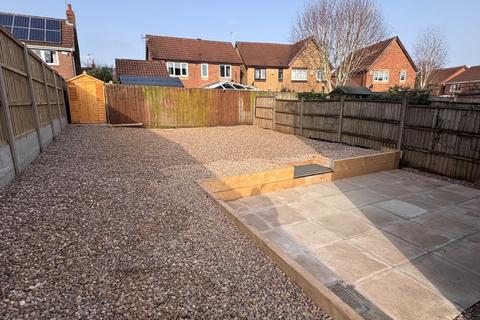 2 bedroom terraced house to rent, Field View, Sutton-in-Ashfield, NG17