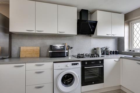 3 bedroom terraced house for sale, Norristhorpe Lane, Liversedge, WF15
