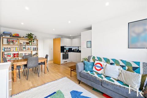 2 bedroom flat for sale, Dyke Road, Brighton BN1