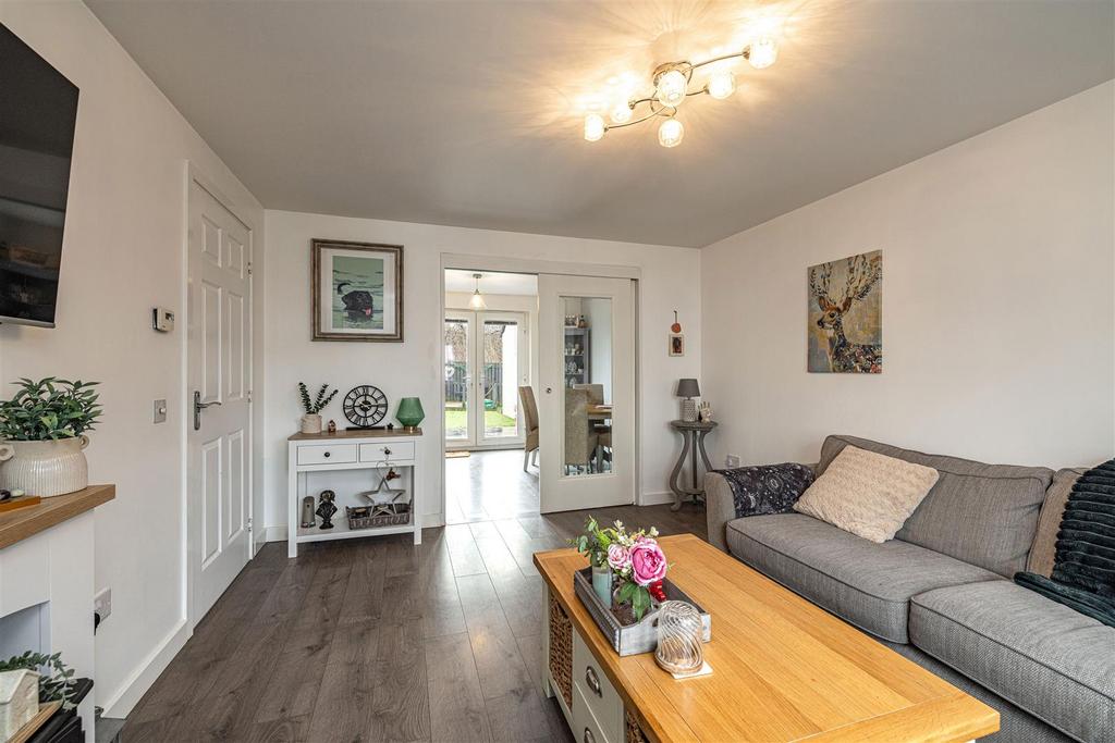 61 Kingfisher Grove Galashiels 23a.jpg