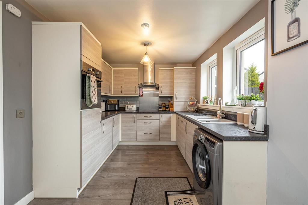 61 Kingfisher Grove Galashiels 14.JPG
