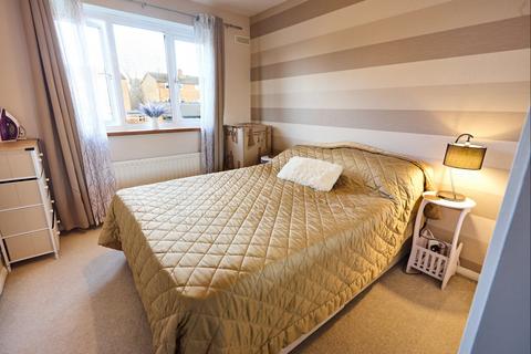 1 bedroom flat for sale, Lilliput Court, Eltham Road, London, SE12