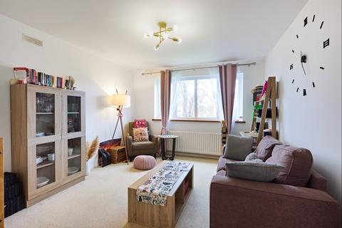 1 bedroom flat for sale, Lilliput Court, Eltham Road, London, SE12