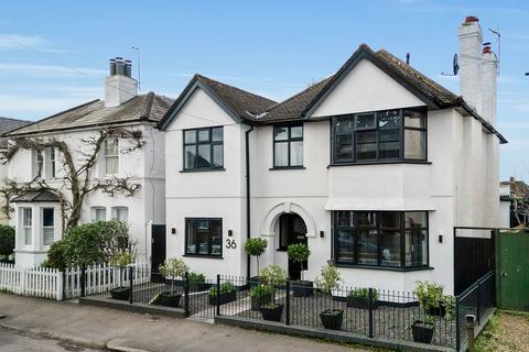undefined, Cherry Orchard Road, West Molesey, KT8