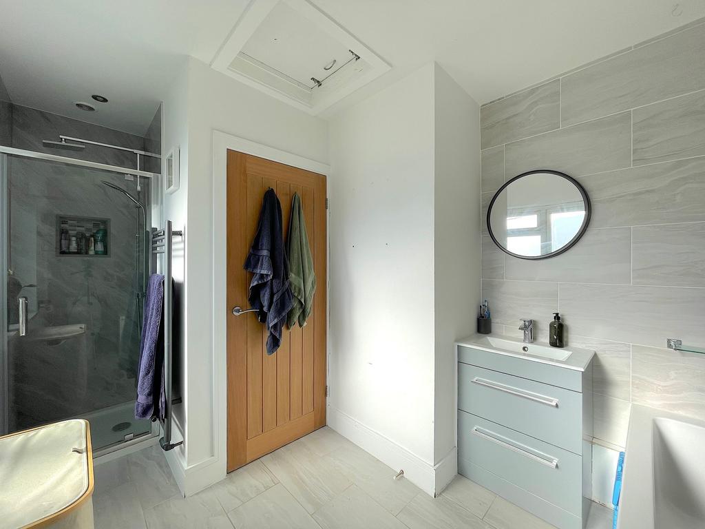 Bathroom (2)