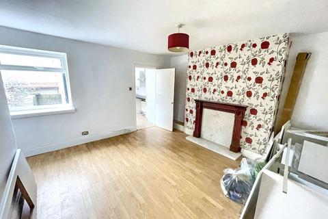 2 bedroom ground floor flat for sale, Eglesfield Road, Laygate, South Shields, Tyne and Wear, NE33 5PS