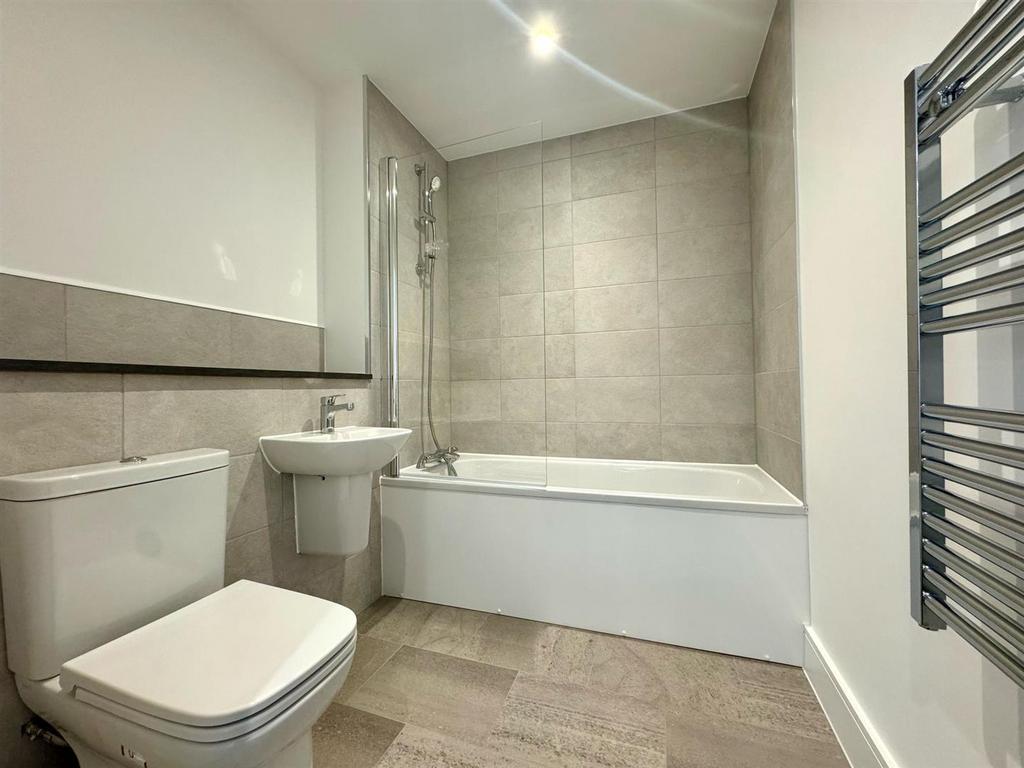 Bathroom.jpeg