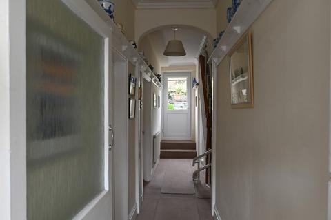 4 bedroom semi-detached house for sale, New Road, Neath Abbey, Neath, Neath Port Talbot.