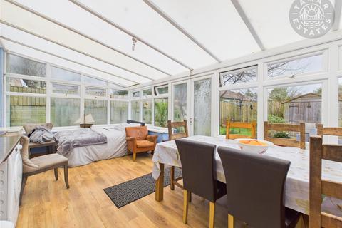 undefined, 'Well-Proportioned Family Home with Great Living'