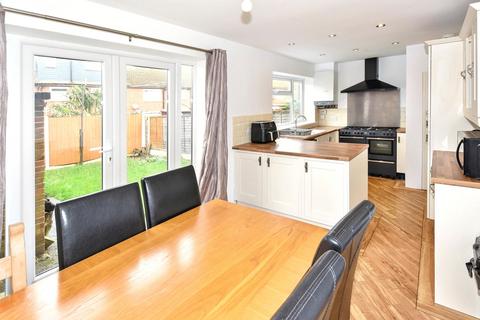 3 bedroom terraced house for sale, Giles Gardens, Margate, CT9