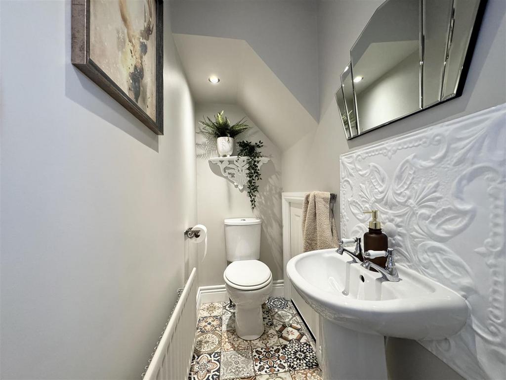 Downstairs wc
