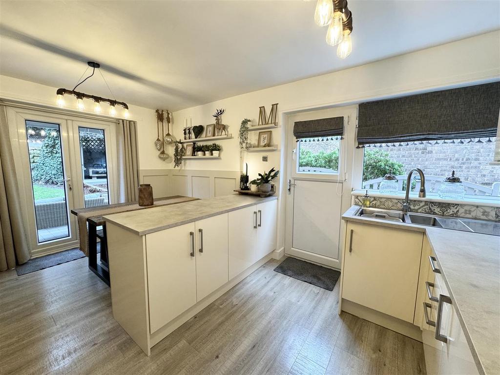 Kitchen diner