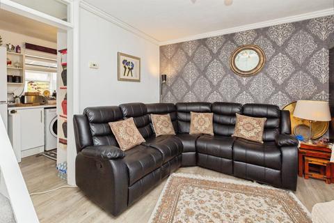 undefined, Eames Close, Aylesbury