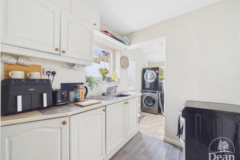 3 bedroom semi-detached house for sale, Woodside Avenue, Cinderford