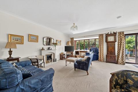 3 bedroom detached bungalow for sale, Sole Farm Road Bookham