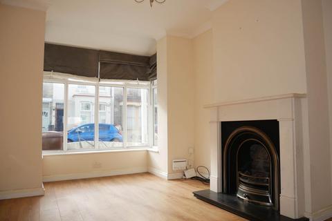 3 bedroom house to rent, Priestfield Road, Gillingham , Kent