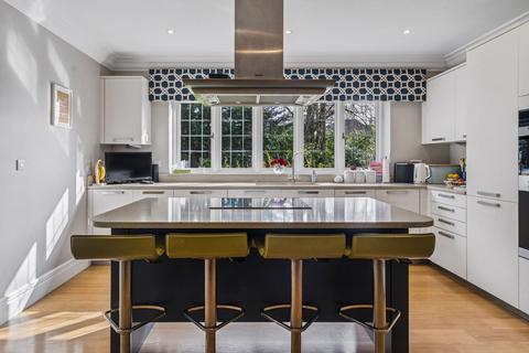 5 bedroom detached house for sale, Lewis Lane, Gerrards Cross SL9