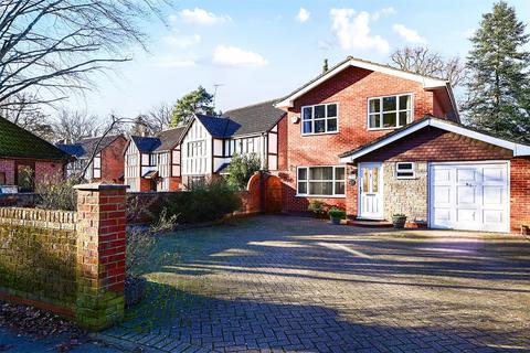 undefined, Velmead Road, Hampshire GU52