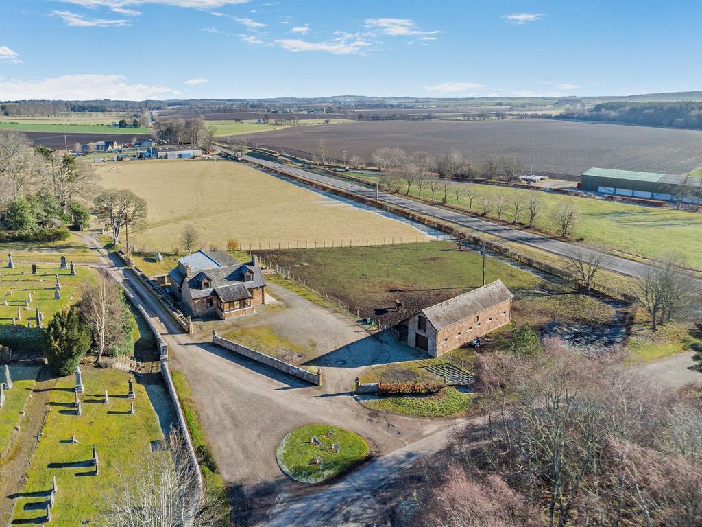 Logie Easter Cottage
