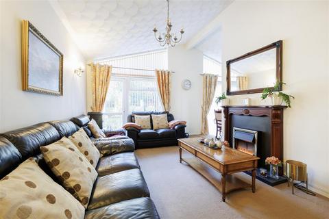 3 bedroom detached bungalow for sale, Oak Avenue, Beccles NR34