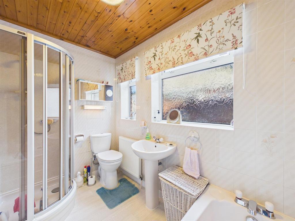 Bath 4.jpg