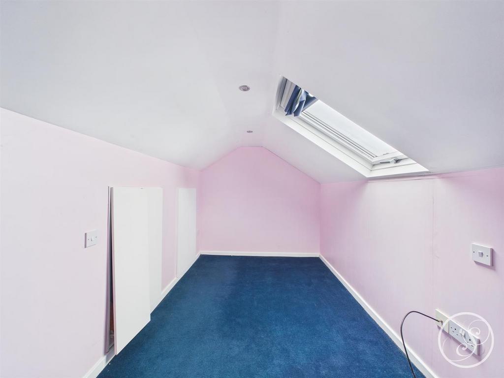 Useable loft space