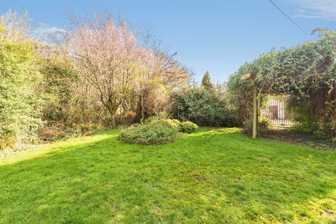 undefined, Golden Valley, Wick, Bristol