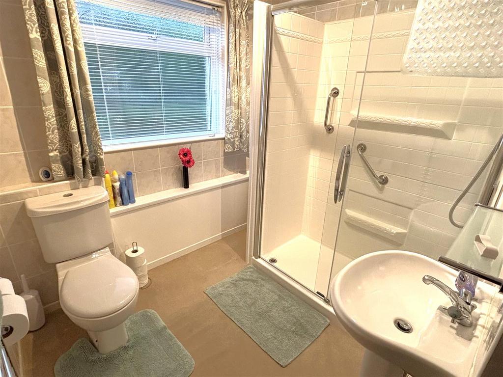 Shower Room.jpeg
