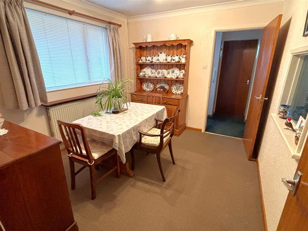 Dining Room.jpeg