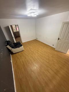 5 bedroom semi-detached house to rent, West Drayton, London UB7