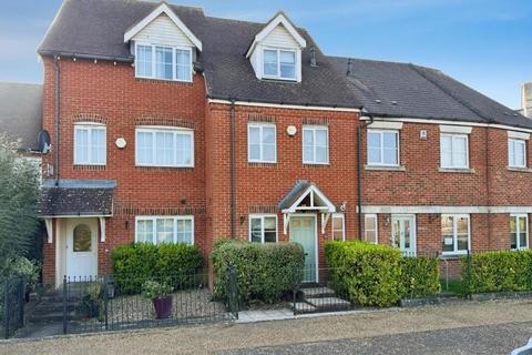 3 bedroom townhouse for sale, Sir John Fogge Avenue, Ashford