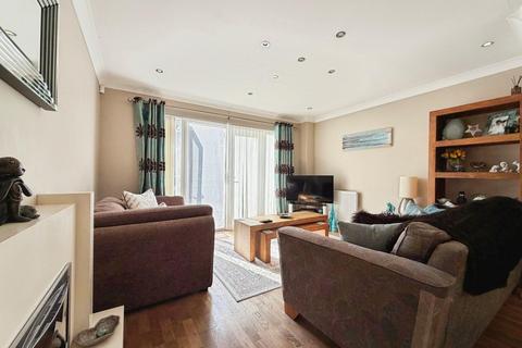 3 bedroom townhouse for sale, Sir John Fogge Avenue, Ashford
